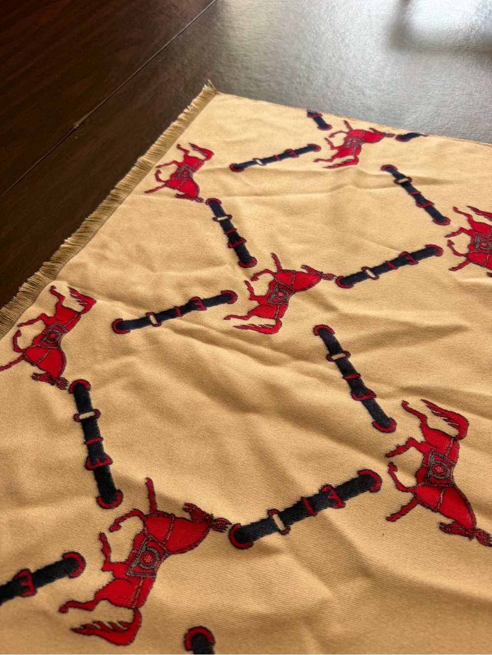 Beige and Red Equestrian scarf - Picture 9 of 10
